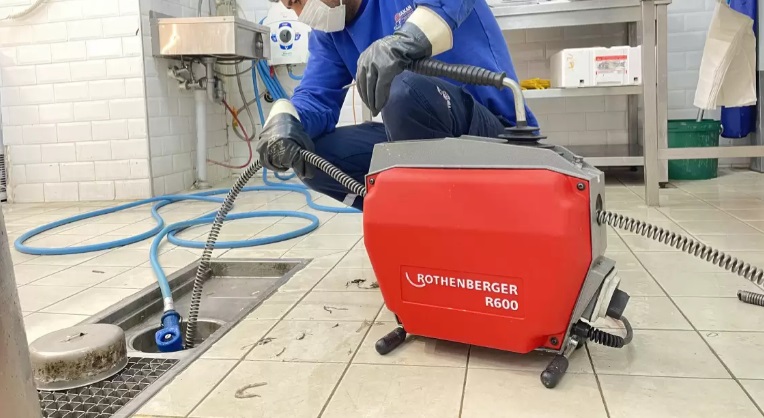 Ümraniye'de Tesisatci Gider Klozet Açma 